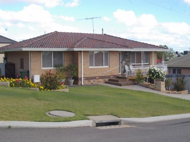 25 Wolya Way, Westminster WA 6061