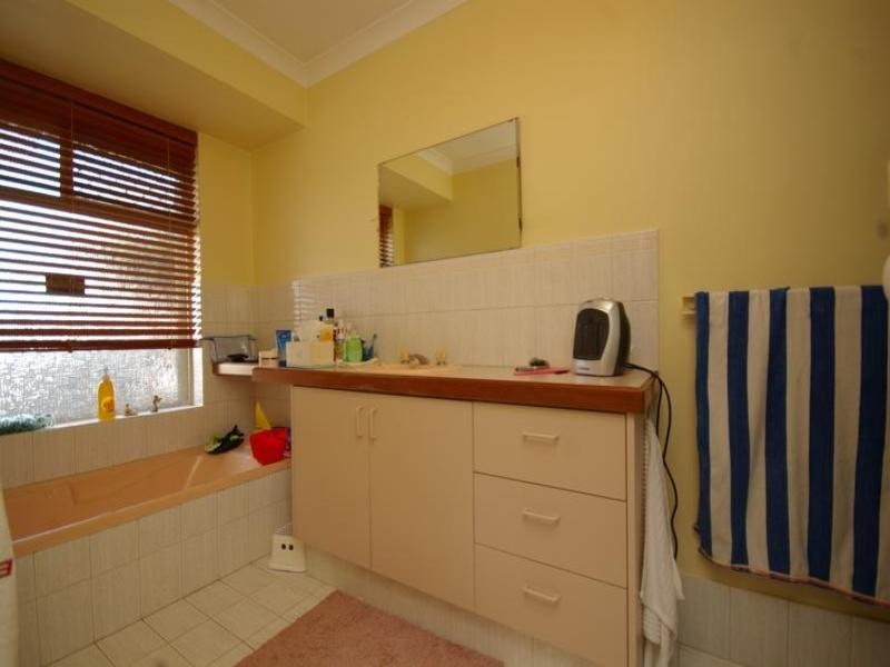 22a Josephine Way, Alexander Heights WA 6064