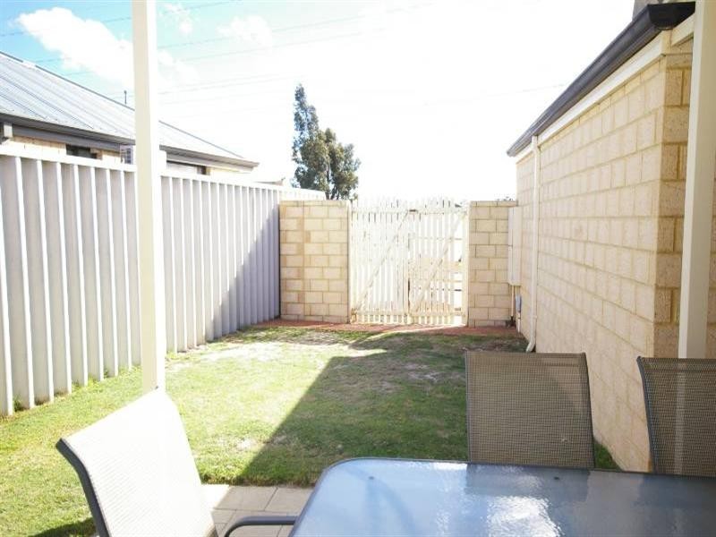 1 Portland Mews, Bennett Springs, Beechboro WA 6063