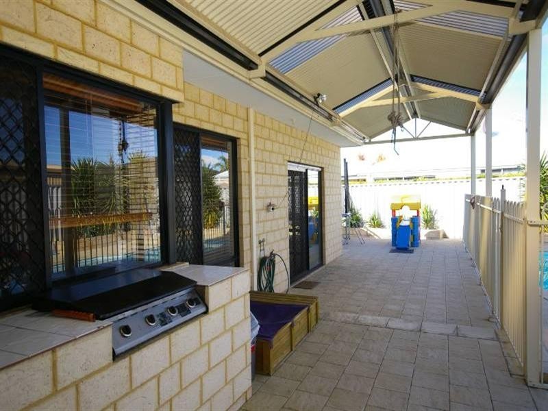 1 Portland Mews, Bennett Springs, Beechboro WA 6063