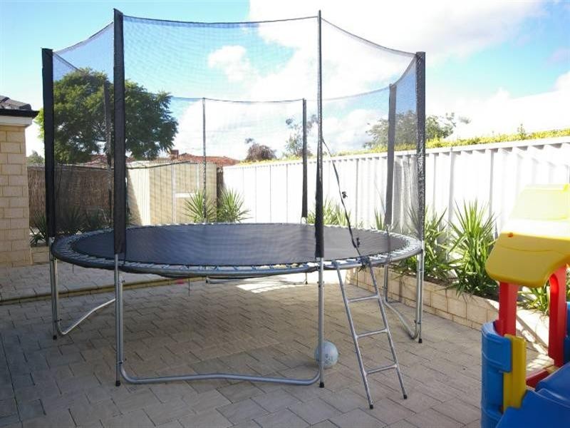 1 Portland Mews, Bennett Springs, Beechboro WA 6063