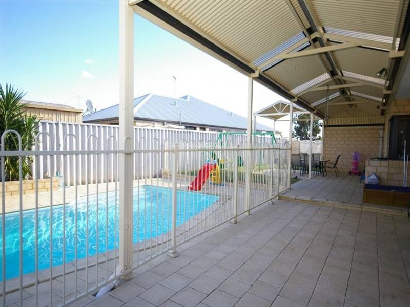 1 Portland Mews, Bennett Springs, Beechboro WA 6063