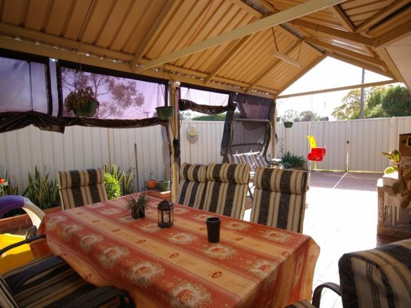 2 Yalgar Place, Lockridge WA 6054