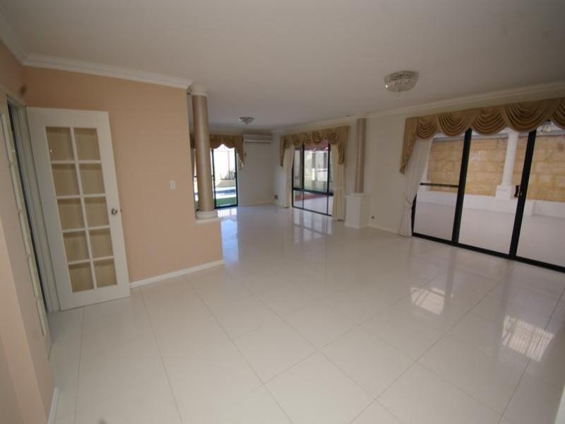 20 Aberdeen Terrace, Landsdale WA 6065