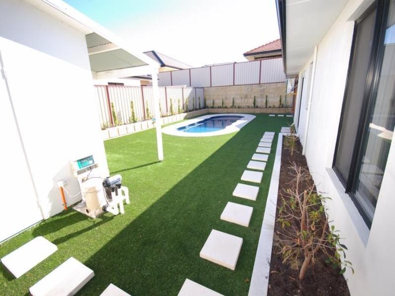 20 Aberdeen Terrace, Landsdale WA 6065