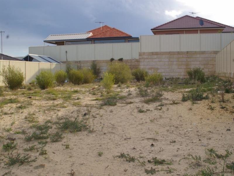 17 McNamara Place, Marangaroo WA 6064