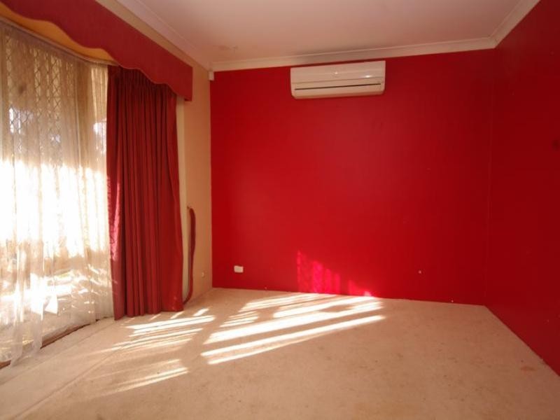 5 Chestnut Grove, Mirrabooka WA 6061