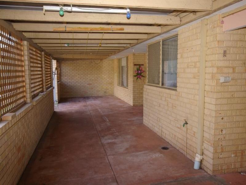 5 Chestnut Grove, Mirrabooka WA 6061