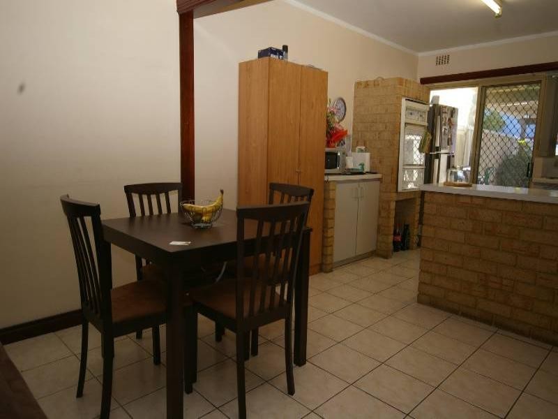 4 Hainsworth Avenue, Girrawheen WA 6064