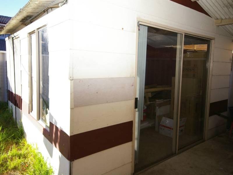 4 Hainsworth Avenue, Girrawheen WA 6064