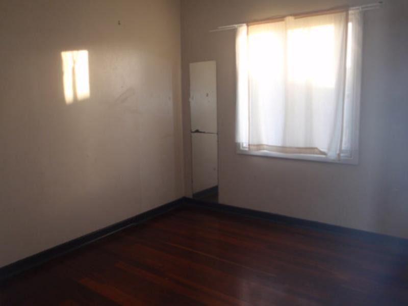 10 Warwick Place, Girrawheen WA 6064