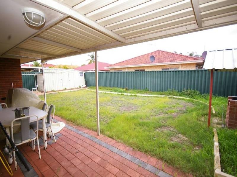 26 Adelphi Court, Marangaroo WA 6064