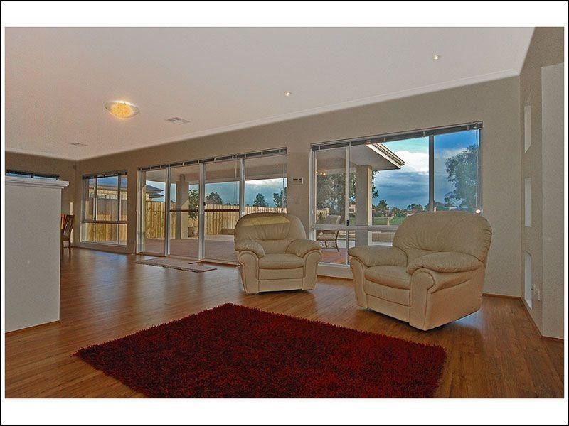 22 Longview Way, The Vines WA 6069