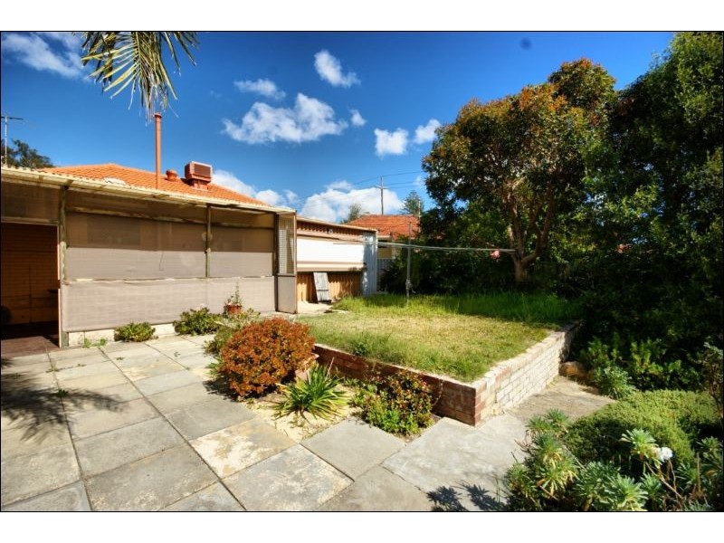 3 Elstead Way, Balga WA 6061