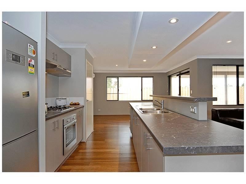 80 Bordeaux Lane, The Vines WA 6069