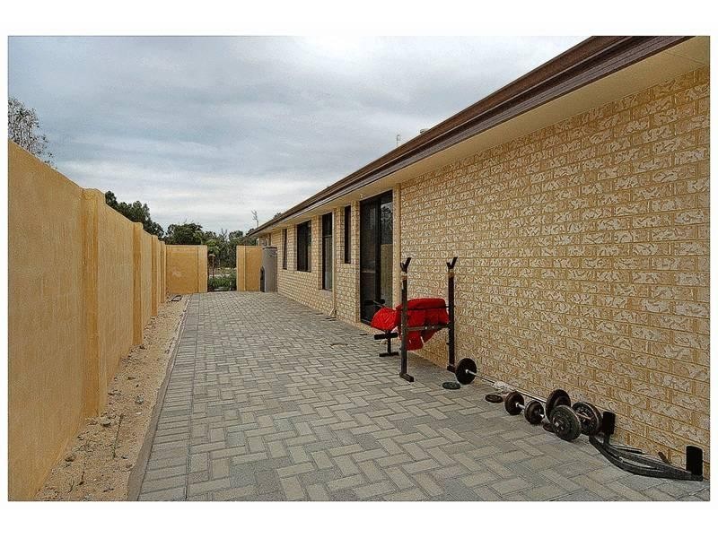 80 Bordeaux Lane, The Vines WA 6069