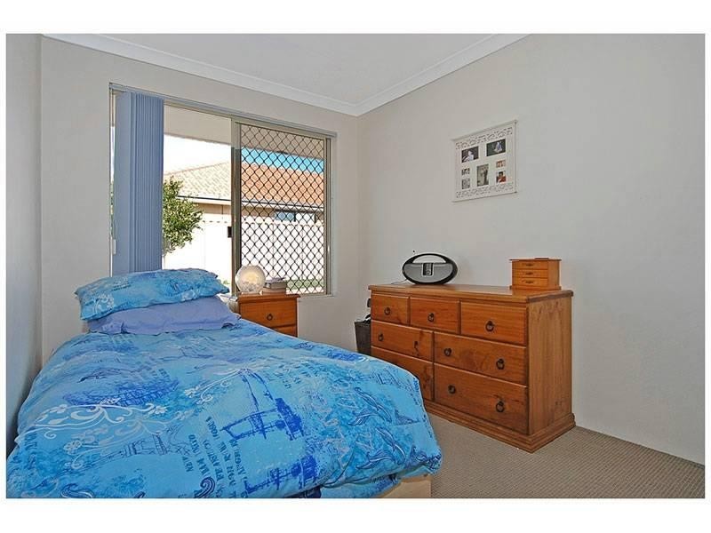 24 Cleveland Court, Marangaroo WA 6064