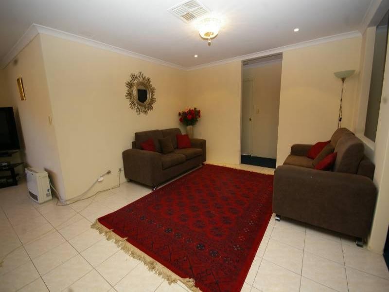 22 Cleveland Court, Marangaroo WA 6064