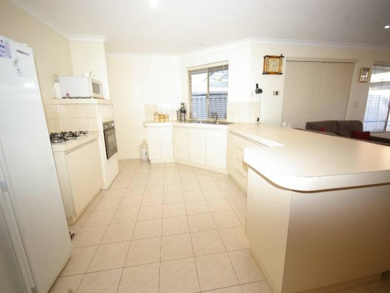 22 Cleveland Court, Marangaroo WA 6064