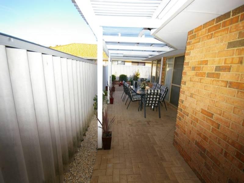 22 Cleveland Court, Marangaroo WA 6064