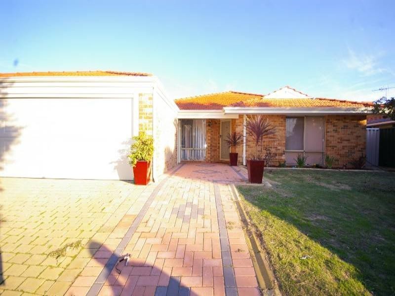 22 Cleveland Court, Marangaroo WA 6064