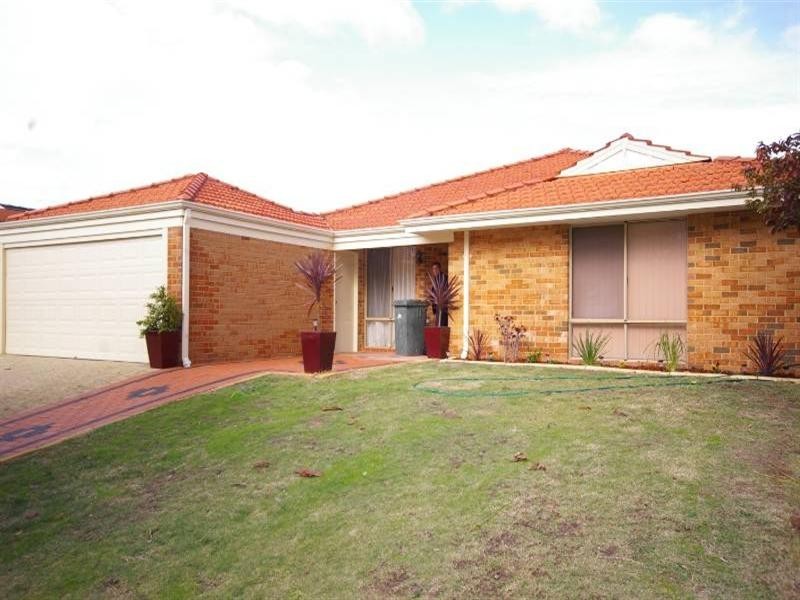 22 Cleveland Court, Marangaroo WA 6064