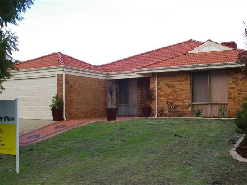 22 Cleveland Court, Marangaroo WA 6064