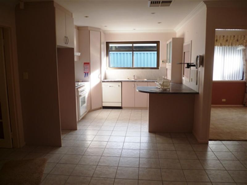 83 Hillwood Avenue, Warwick WA 6024