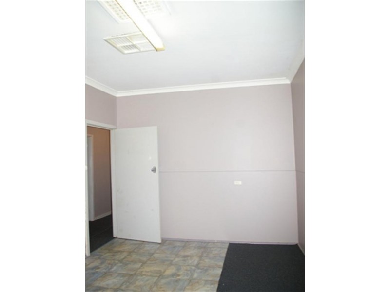 13 Greville Way, Girrawheen WA 6064