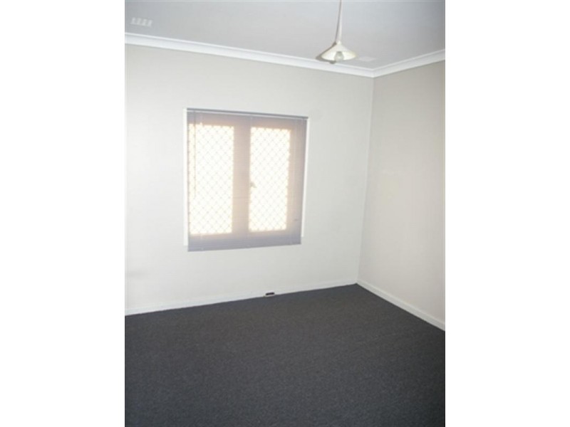 13 Greville Way, Girrawheen WA 6064