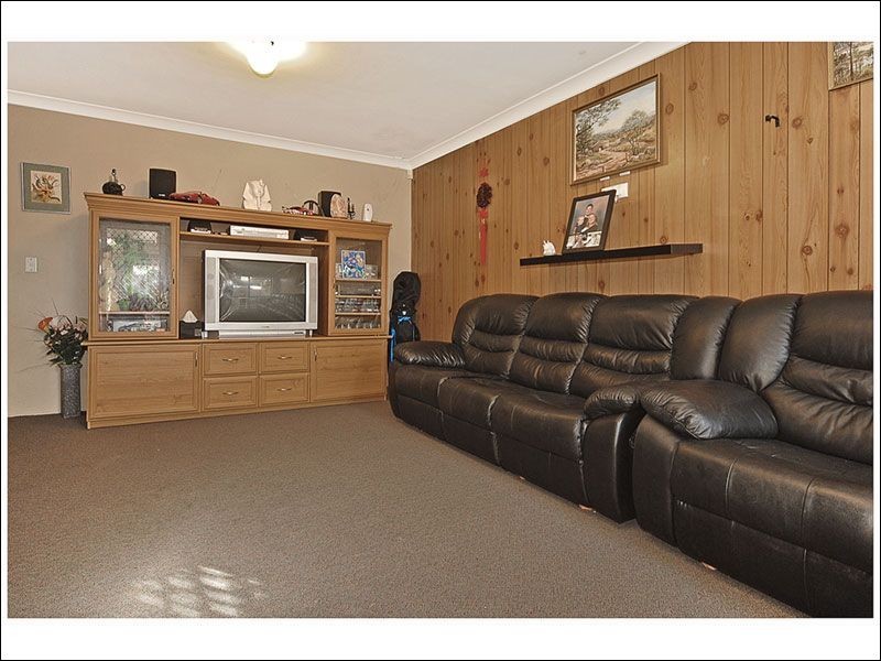 4a Gossamer Avenue, Mirrabooka WA 6061