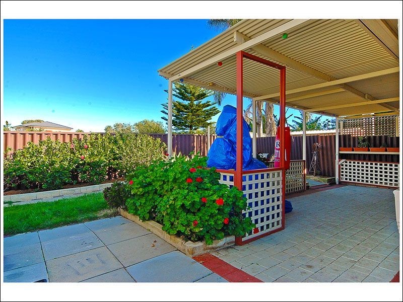 4a Gossamer Avenue, Mirrabooka WA 6061