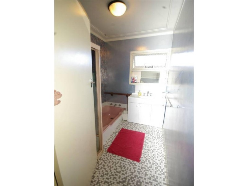 25 Winifred Road, Bayswater WA 6053