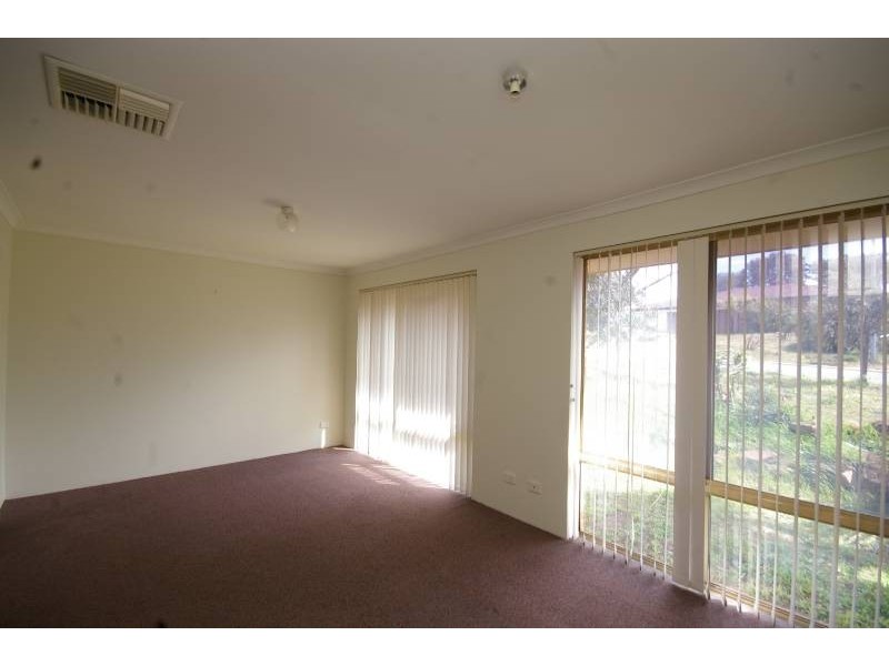 19 Coppercups Retreat, Mirrabooka WA 6061