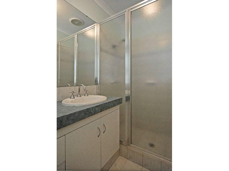 16 Truscott Elbow, Alexander Heights WA 6064