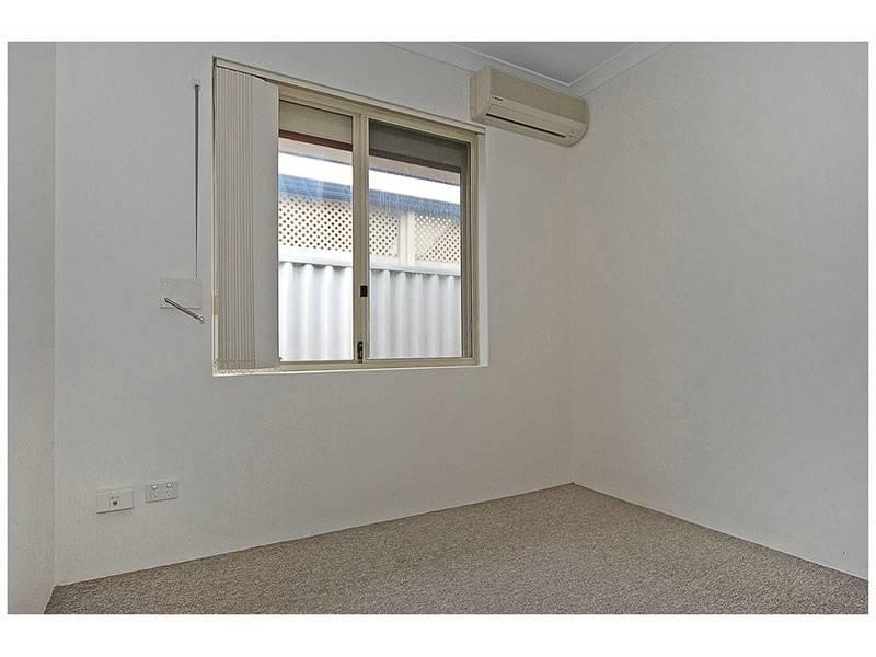 16 Truscott Elbow, Alexander Heights WA 6064