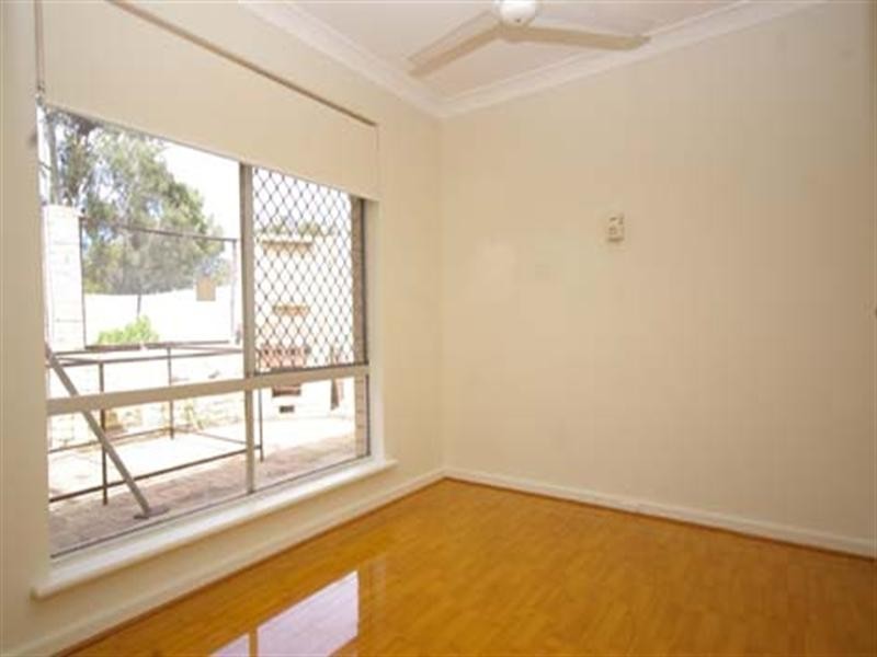 14 Connell Way, Girrawheen WA 6064