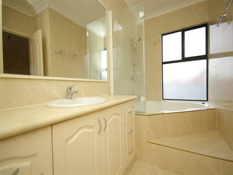 19 Renner Circle, Wanneroo WA 6065