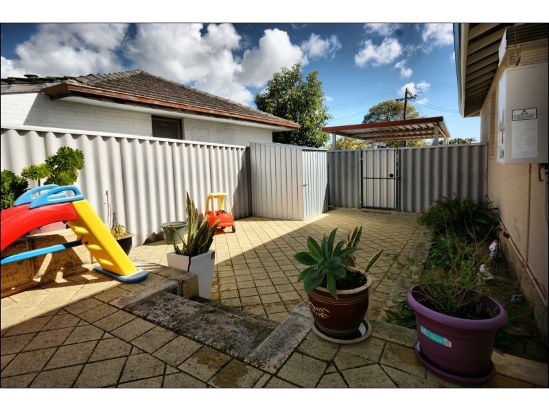 3b Grinstead Way, Balga WA 6061