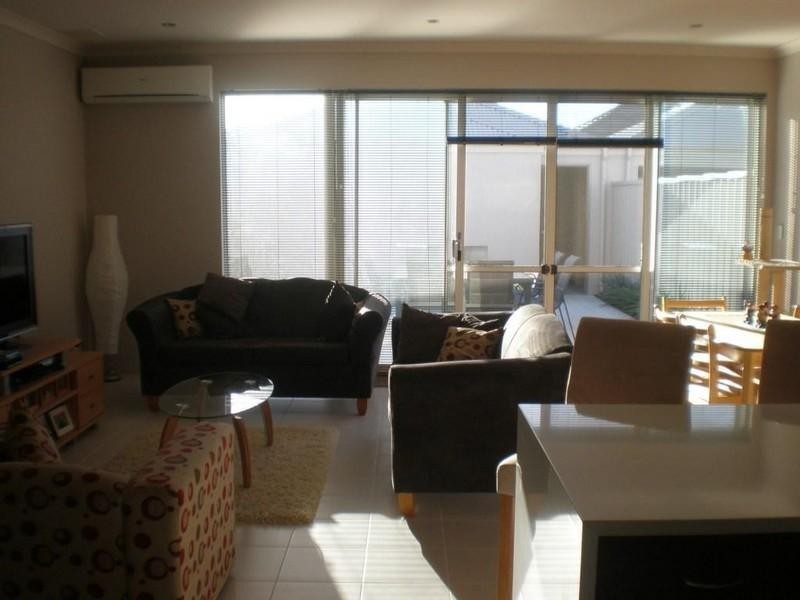 25 Carrabelle Street, Butler WA 6036