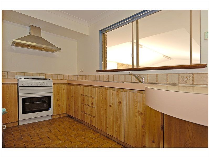 76 Giralt Road, Marangaroo WA 6064