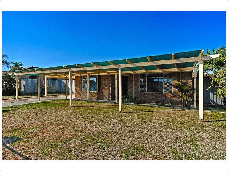 76 Giralt Road, Marangaroo WA 6064