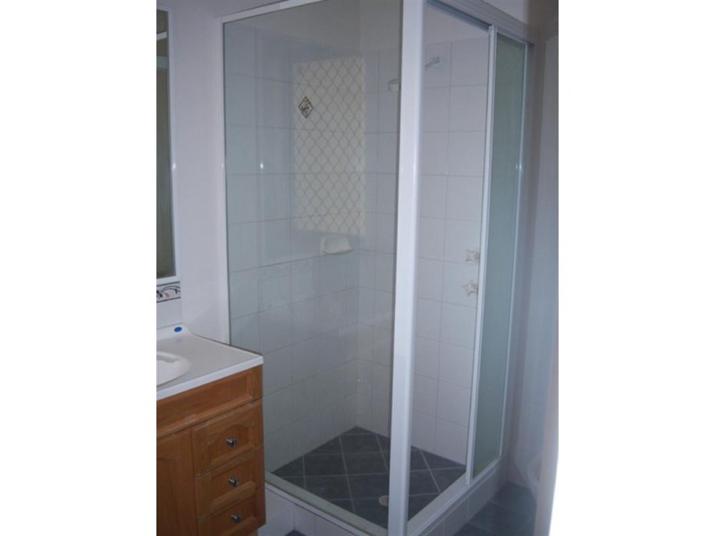 32 Gibb Crescent, Westminster WA 6061