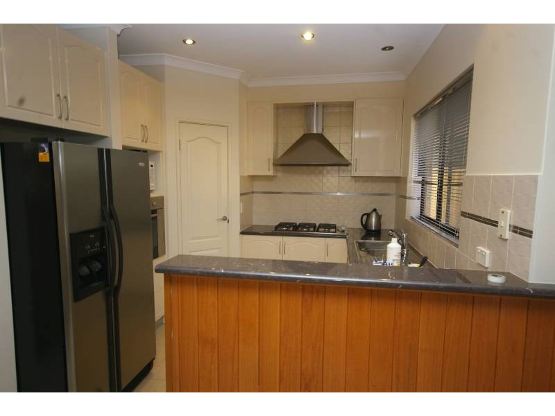 2/125 Wanneroo Road, Tuart Hill WA 6060