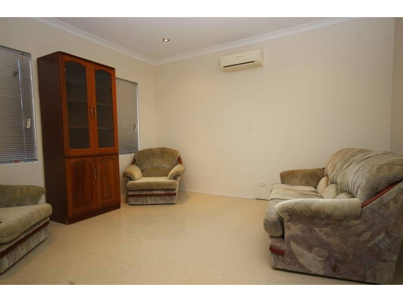 2/125 Wanneroo Road, Tuart Hill WA 6060