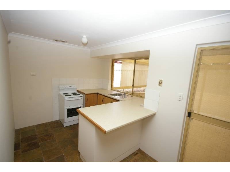 10 Rheingold Place, Mirrabooka WA 6061