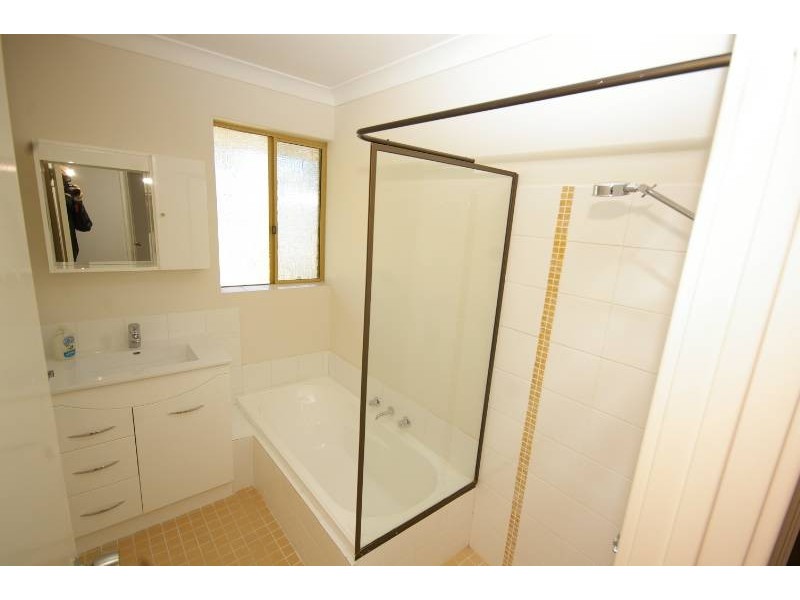 10 Rheingold Place, Mirrabooka WA 6061