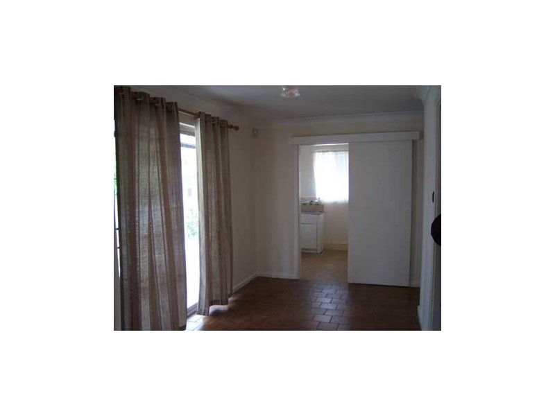 15 Brecknock Way, Girrawheen WA 6064