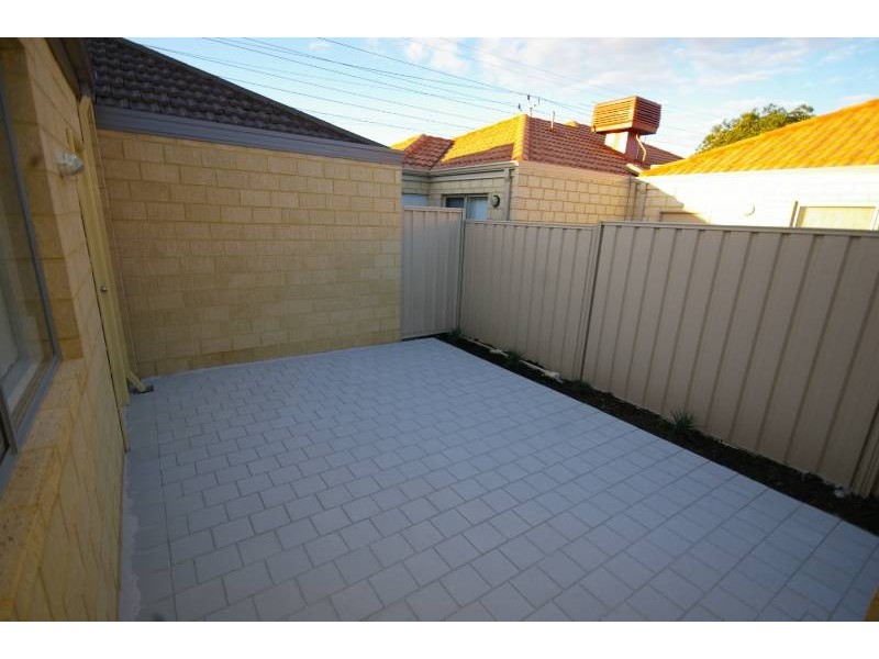 196B Arkana Road, Westminster WA 6061