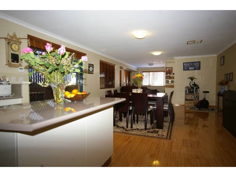 10 Laura Rise, Marangaroo WA 6064